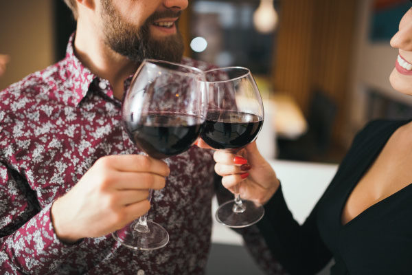 ham-muon-tinh-duc_ruou-vang