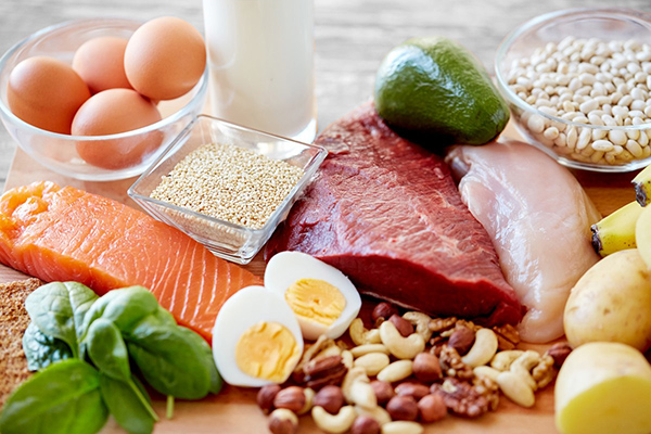 Protein trong thực phẩm lâu hấp thu hơn sản phẩm bổ trợ
